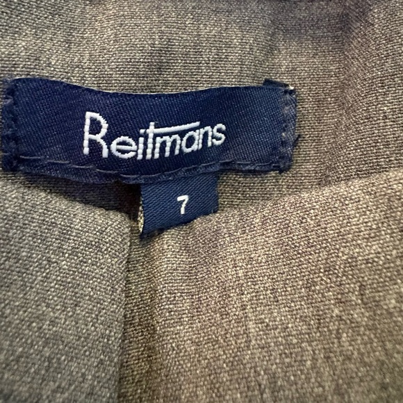 Women’s Gray Crop Pants - Picture 2 of 5